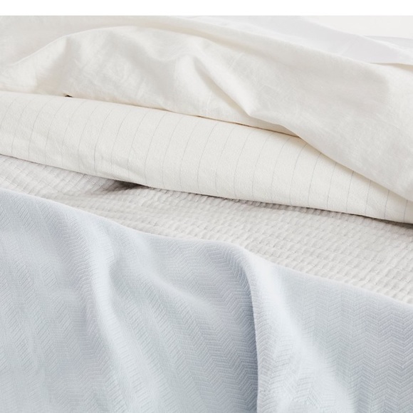 Nestwell Pinstripe King size 3-pcs Duvet Cover set Cotton/linen blended NEW - Picture 6 of 10